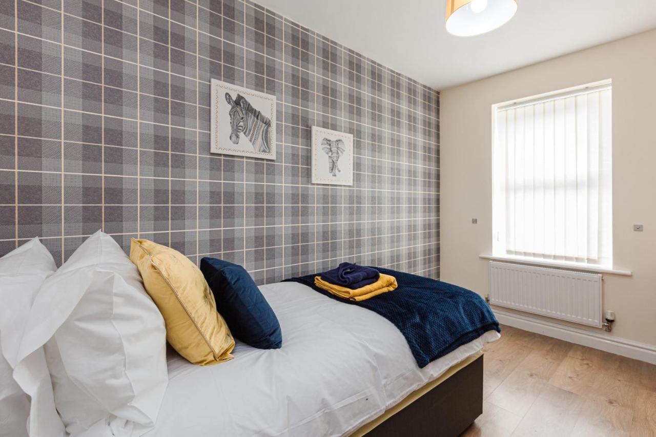 Oxheys House - 5 Bedrooms Contractors Parking Preston  Eksteriør billede