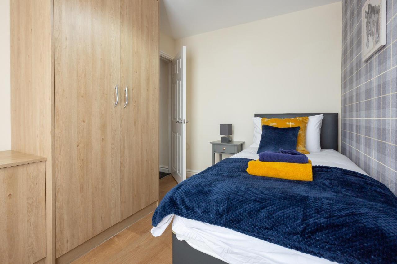 Oxheys House - 5 Bedrooms Contractors Parking Preston  Eksteriør billede