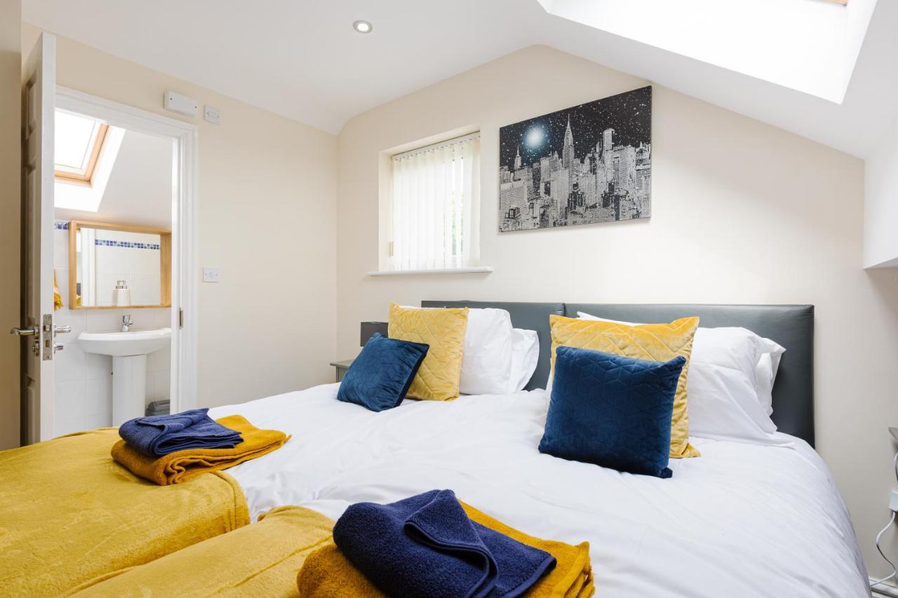 Oxheys House - 5 Bedrooms Contractors Parking Preston  Eksteriør billede