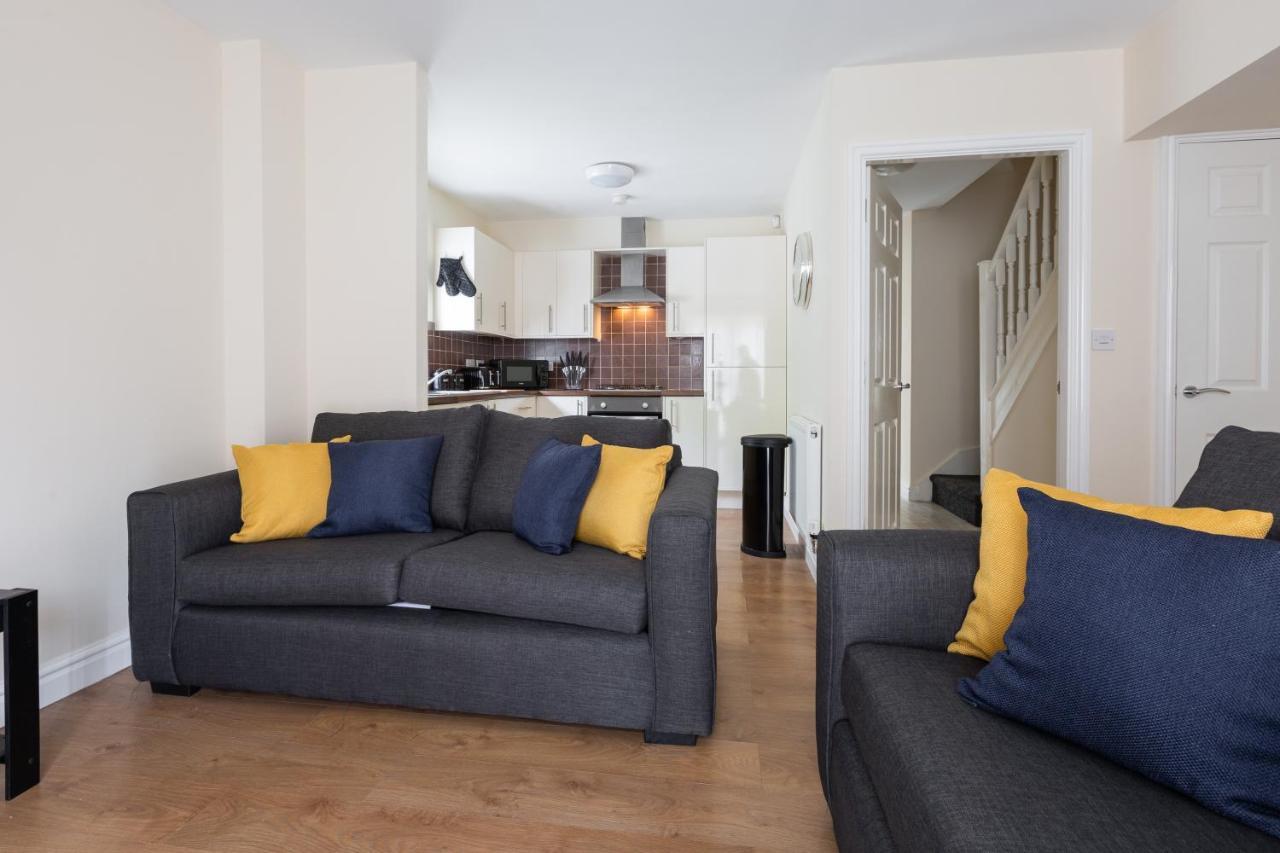 Oxheys House - 5 Bedrooms Contractors Parking Preston  Eksteriør billede